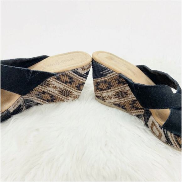 Minnetonka Wedge Sandals Size 7.5 Women Black Suede Platform Aztec Tribal - Picture 5 of 9